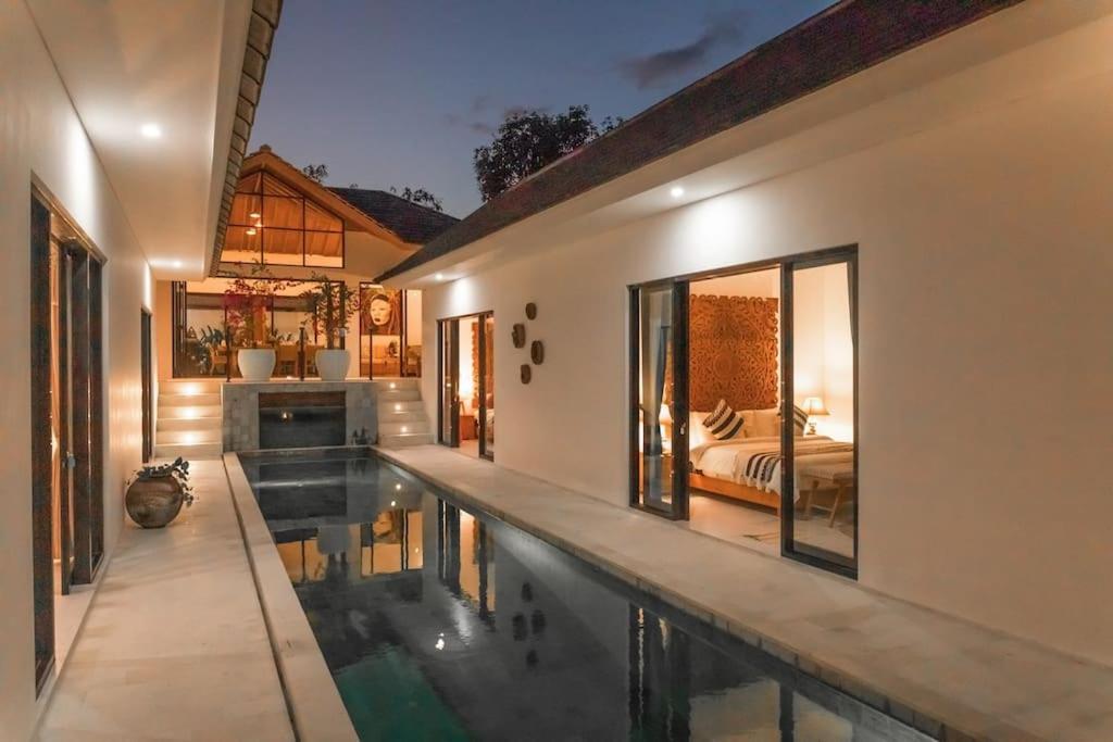 Villa Hakem Elegant And Modern 4 Bedrooms Villa Pool View Canggu  Exterior photo