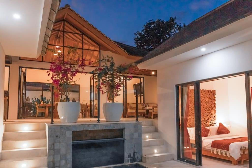 Villa Hakem Elegant And Modern 4 Bedrooms Villa Pool View Canggu  Exterior photo